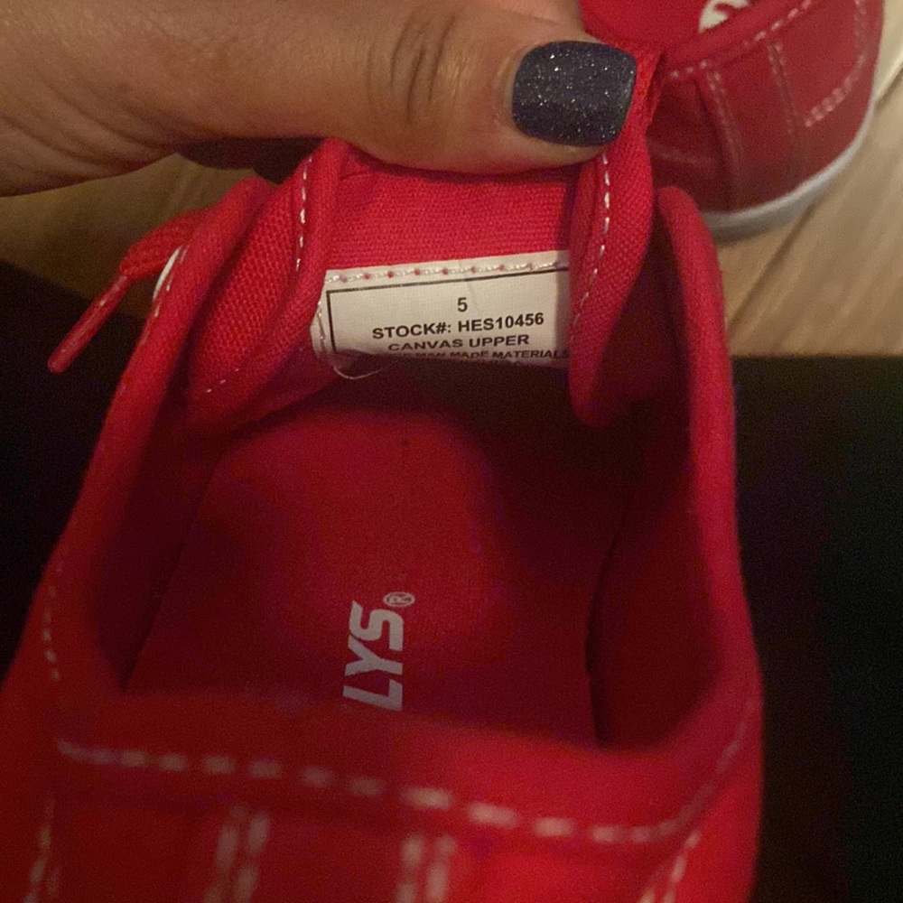 Red Heelys - Picture 7 of 7